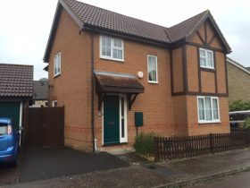 4 bedroom Detached t...